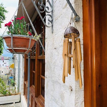 Guest House And Hostel Val-Mar Gjirokaster Exterior photo