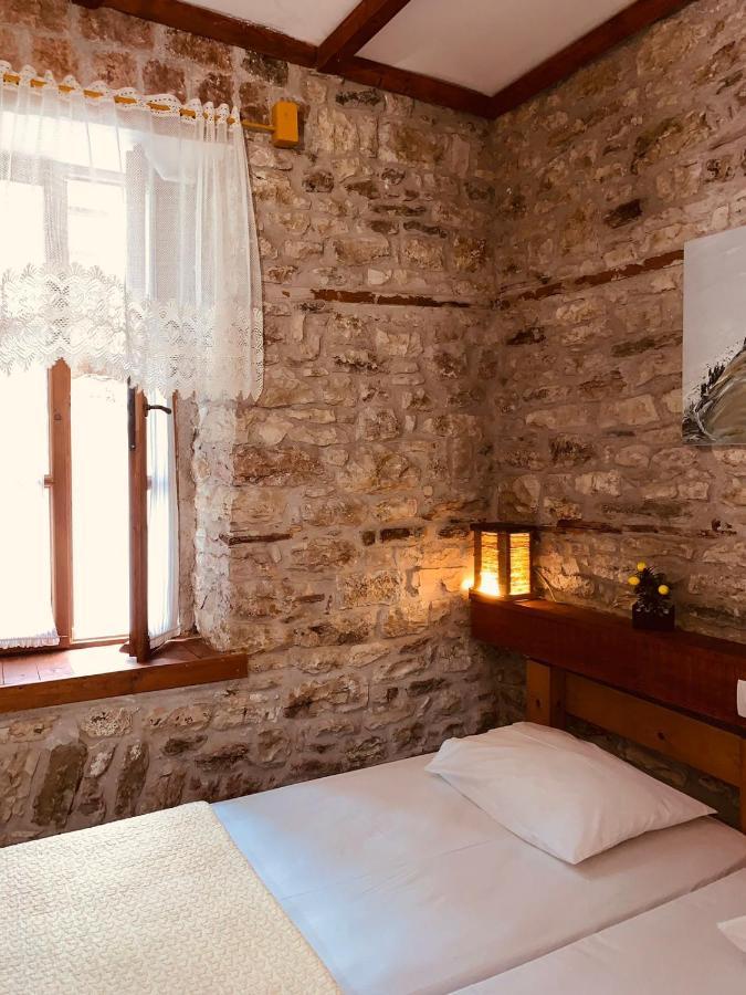 Guest House And Hostel Val-Mar Gjirokaster Exterior photo