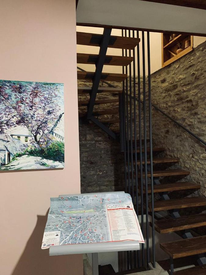 Guest House And Hostel Val-Mar Gjirokaster Exterior photo